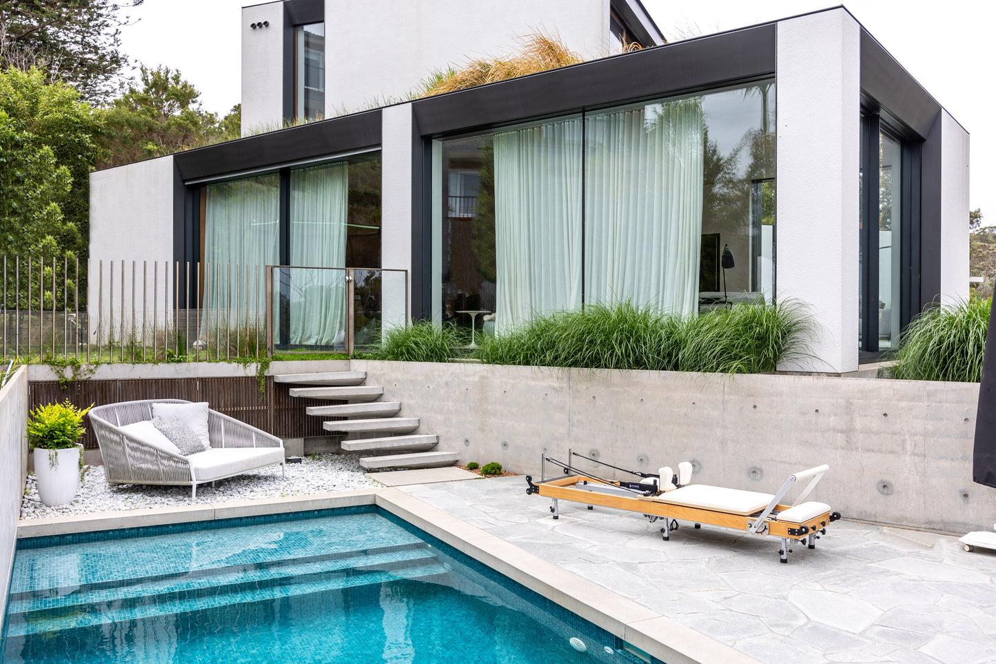 Pioneer Pilates | Foldable Wood Reformer PP-07